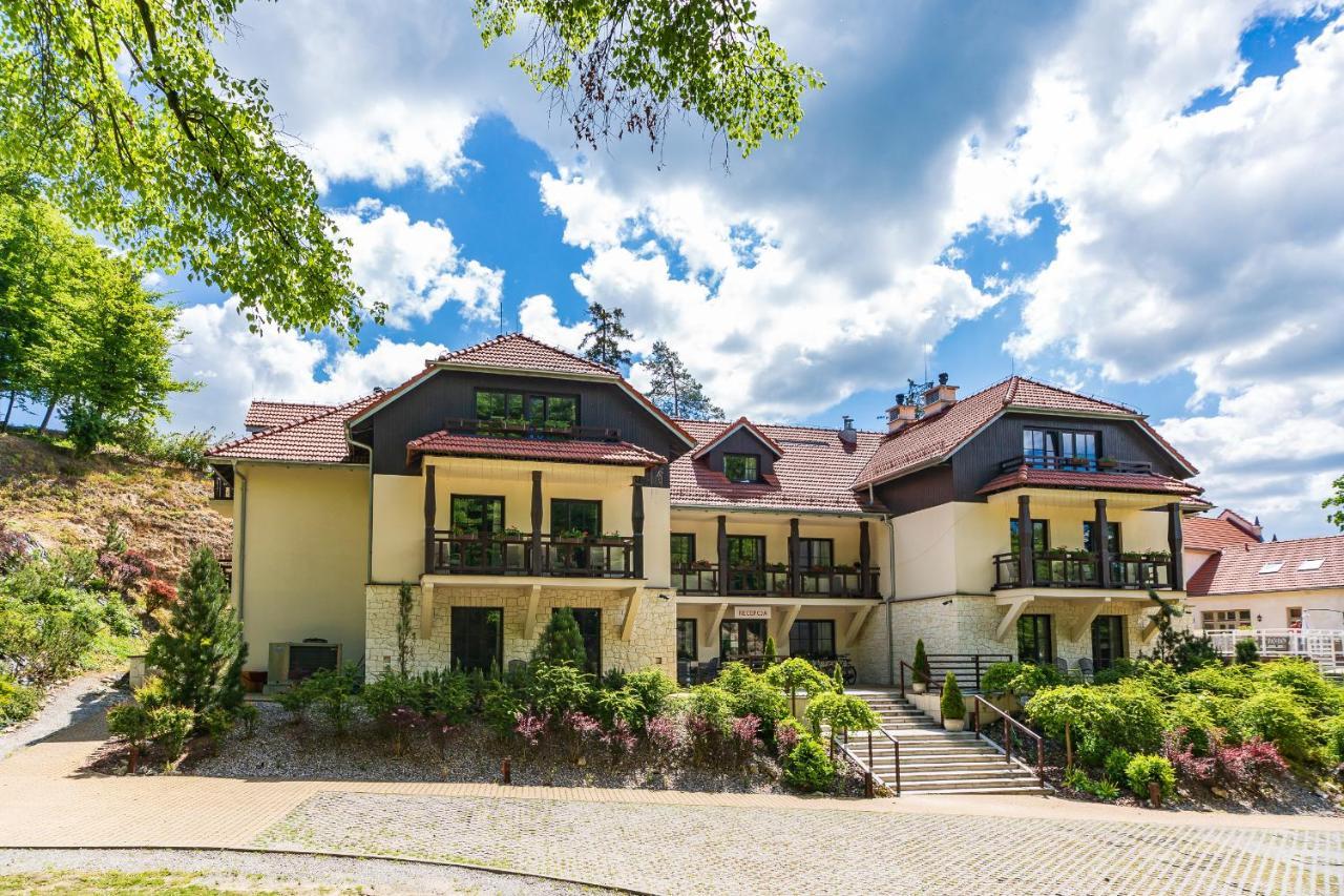 Berberys Park Hotel Kazimierz Dolny Exterior foto