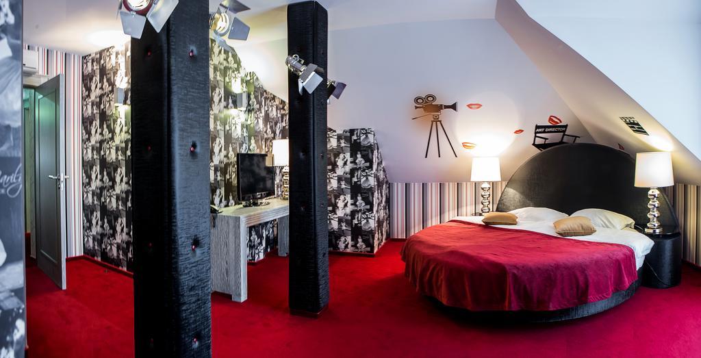 Berberys Park Hotel Kazimierz Dolny Habitación foto